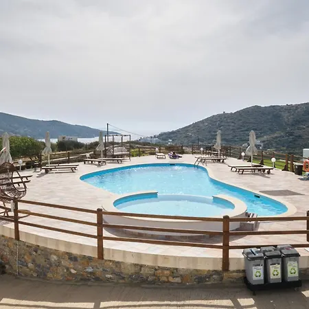 Amorgion Village شقة فندقية كاتابولا