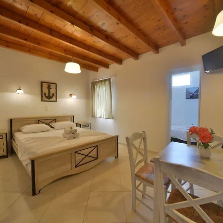 شقة فندقية Amorgion Village 3*
